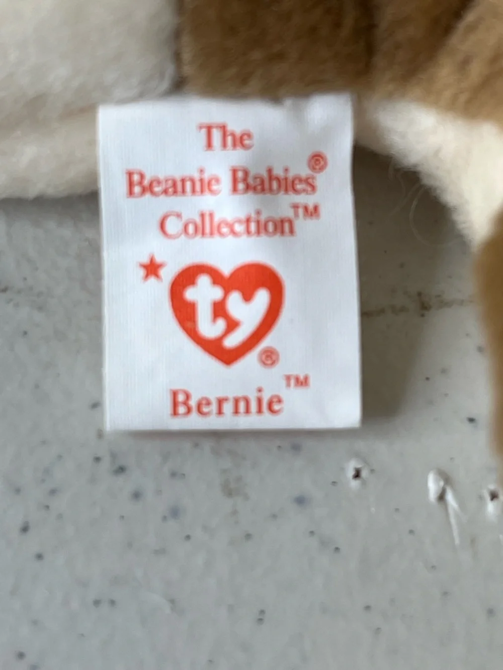 Ty “Bernie” plush beanie baby 1996 PVC